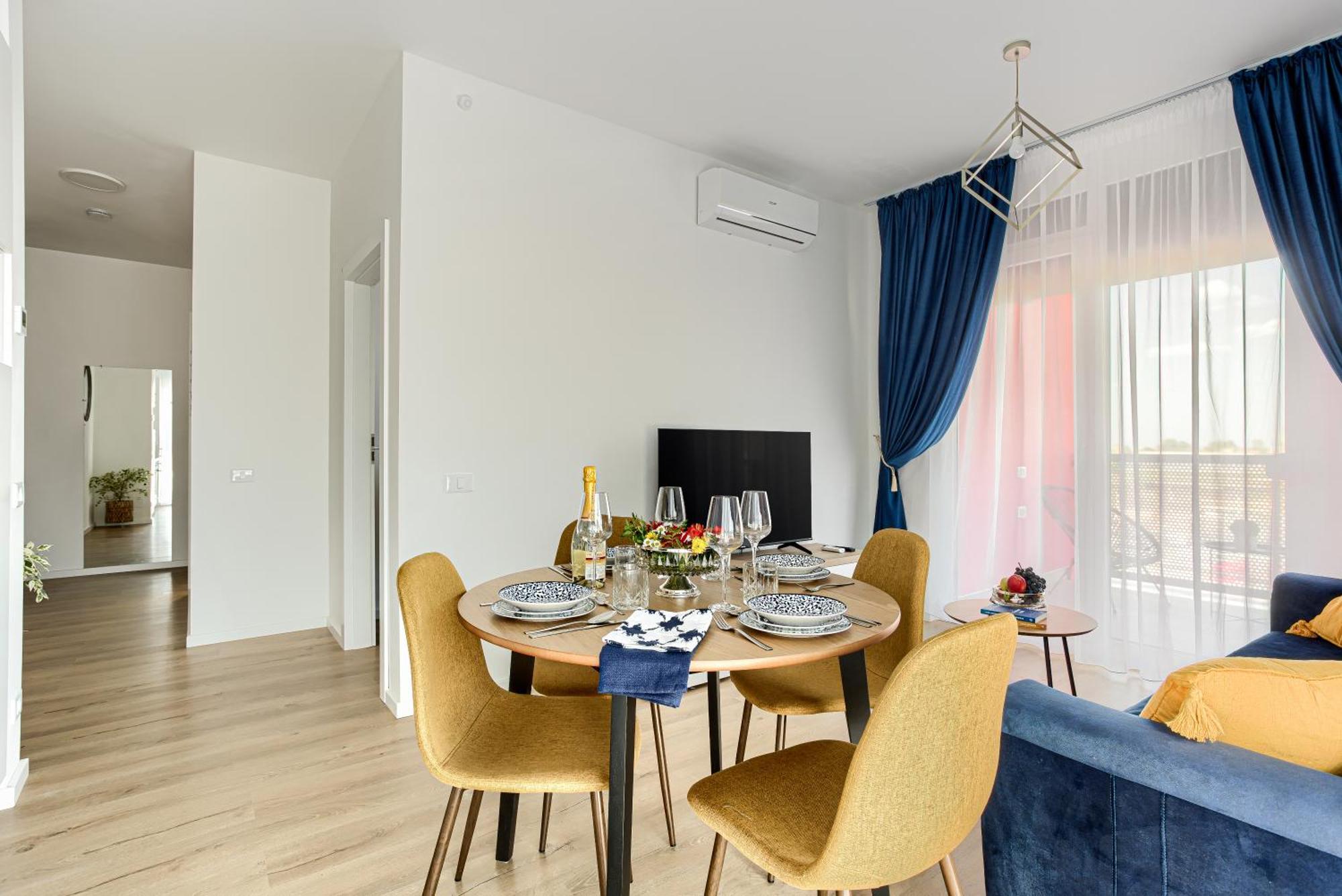 Ari Navy Apartment - High-End Residence Arad Bagian luar foto