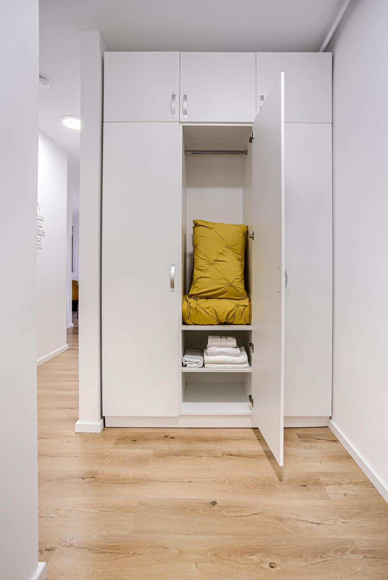 Ari Navy Apartment - High-End Residence Arad Bagian luar foto